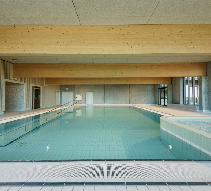 Varmtvandsbassinet i Oasen